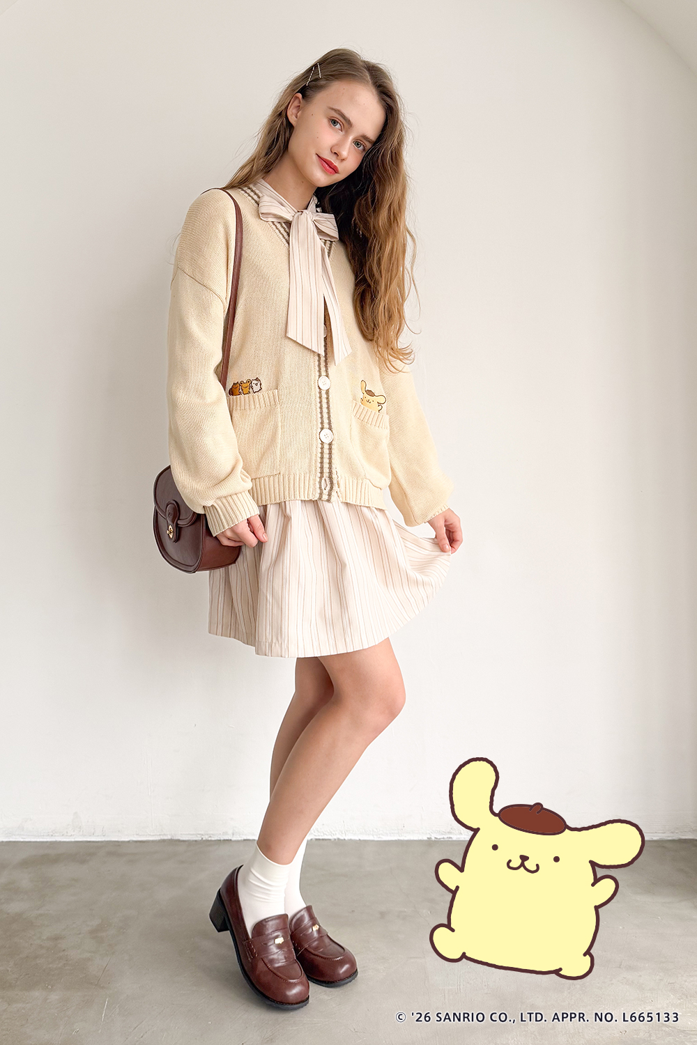 F i.n.t ×Pompompurin ポムポムプリンコラボ Fi.n.t ポムポムプリンコラボ ブラウス・ジャンパースカート