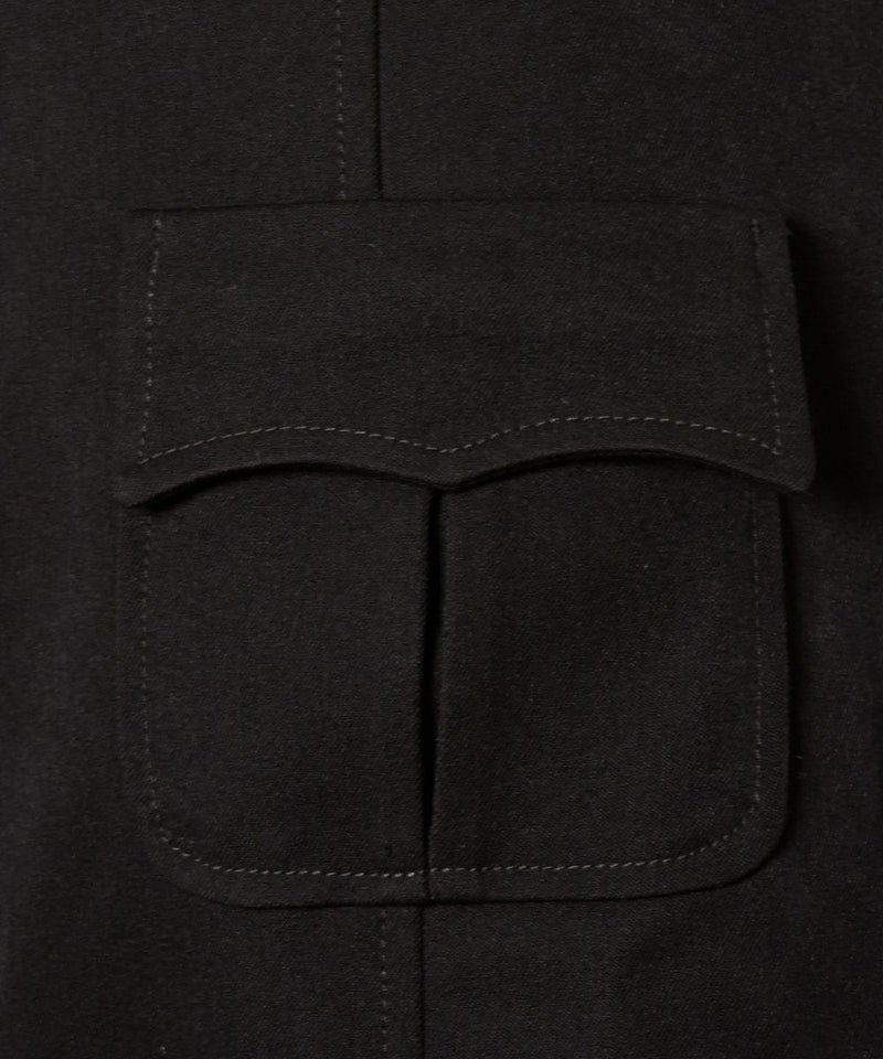 detail up (black)