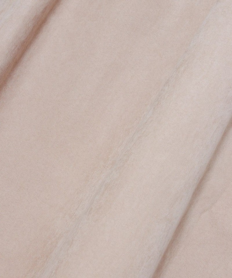detail up (pink beige)