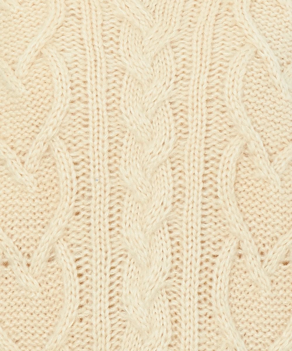 detail up (off white)