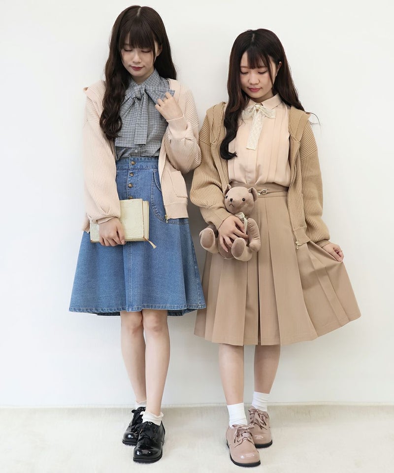 左:162cm / 右:153cm