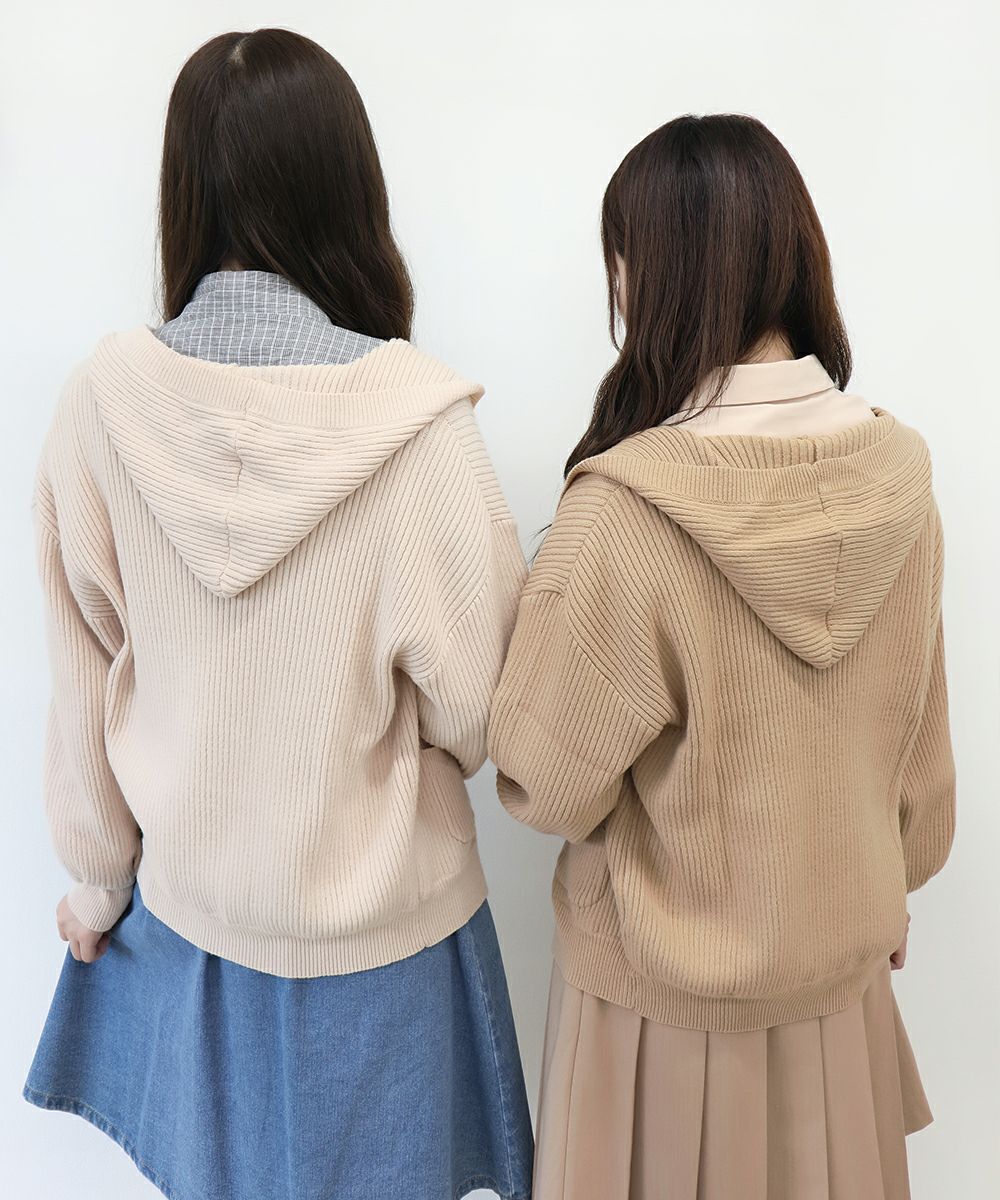左:162cm / 右:153cm
