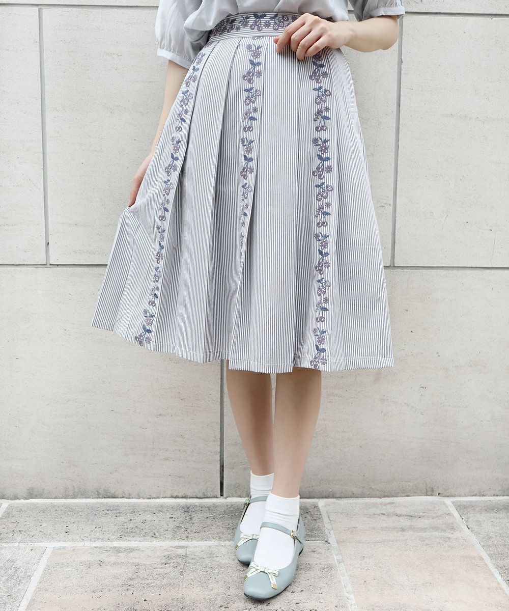 フルーツ刺繍ストライプスカート/F i.n.t [34AG03p016] | F i.n.t公式