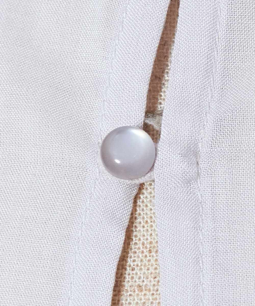 ボタンアップ (light gray)