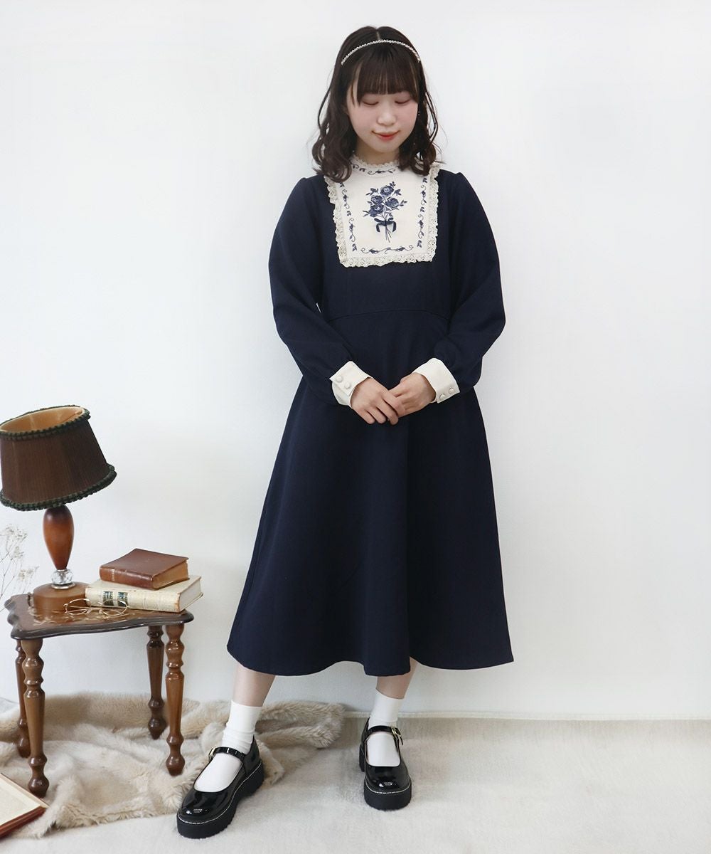 絵画風ヨーク刺繍ワンピース/F i.n.t [39AE02j004] | F i.n.t公式通販