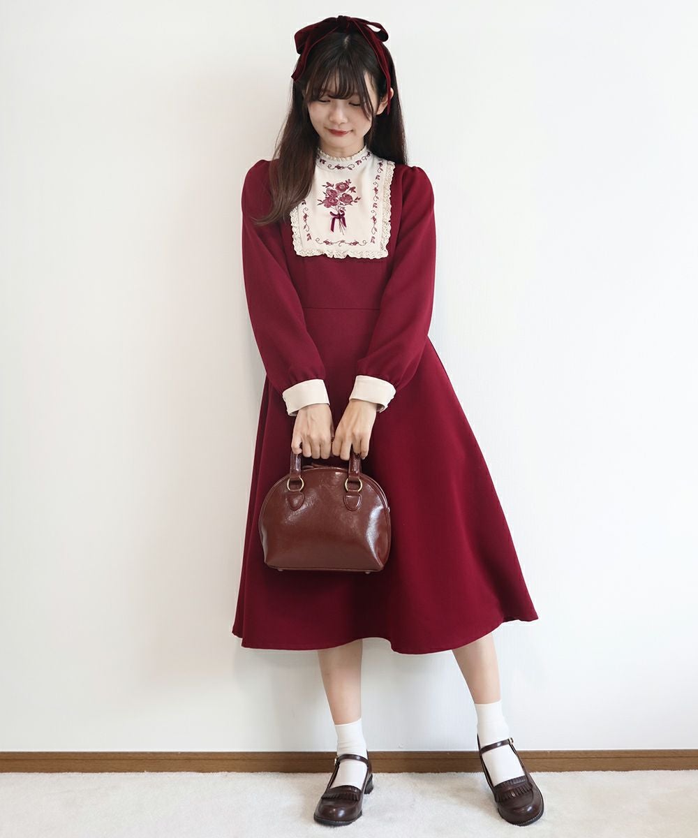 絵画風ヨーク刺繍ワンピース/F i.n.t [39AE02j004] | F i.n.t公式通販