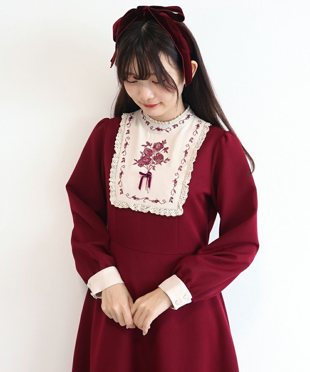 絵画風ヨーク刺繍ワンピース/F i.n.t [39AE02j004] | F i.n.t公式通販