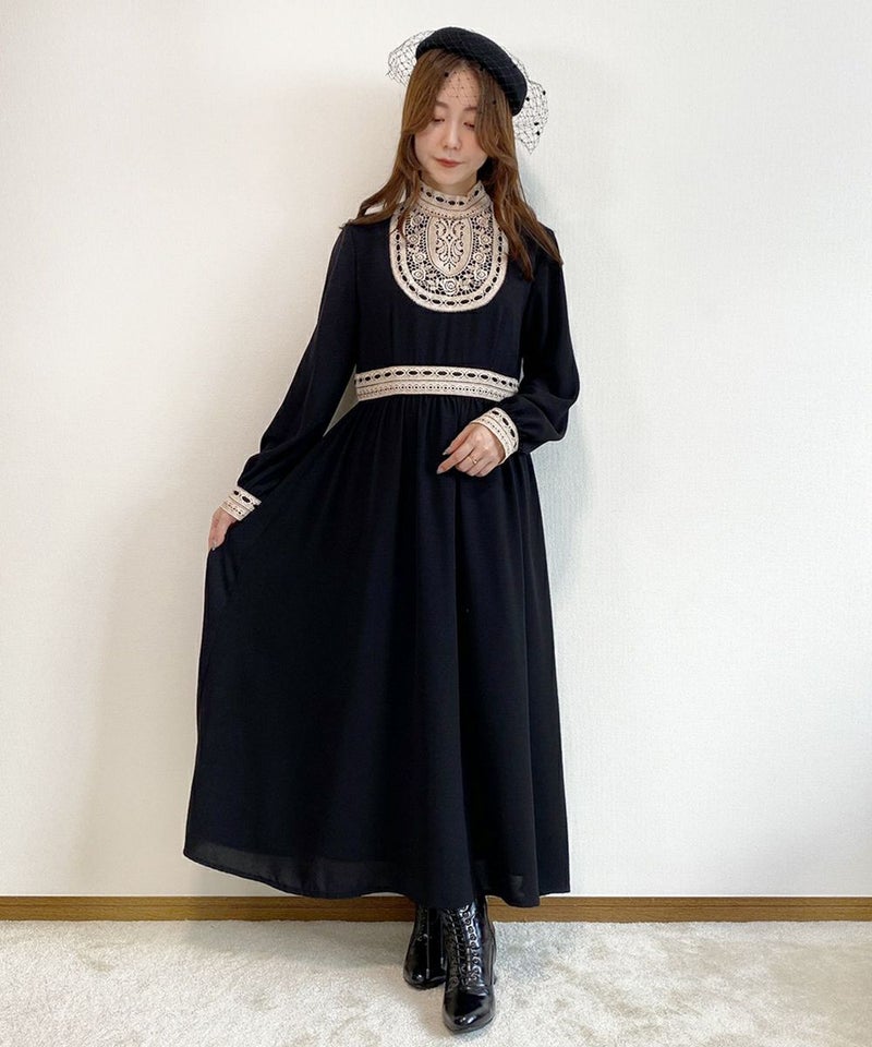 black / 153cm