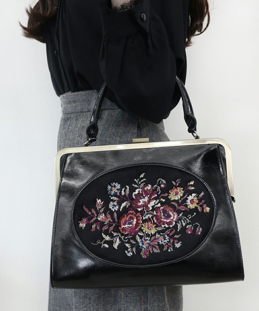 ニードルポイント風刺繍がま口バッグ/an another angelus [39BC05a002