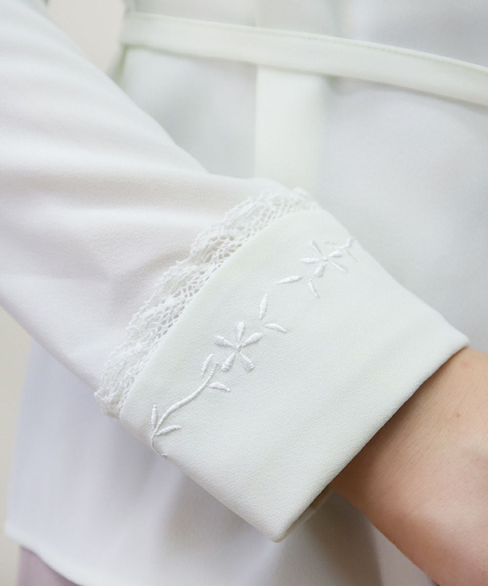 off white / 袖部分