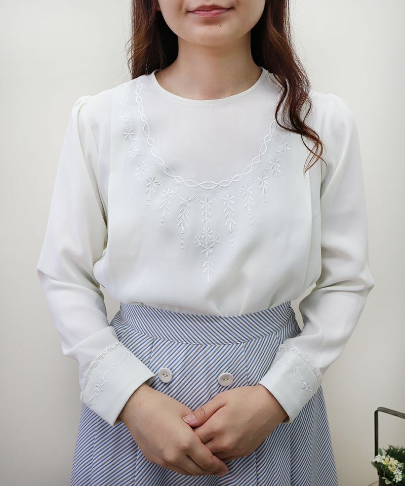 off white / 159cm / 衿を外した場合