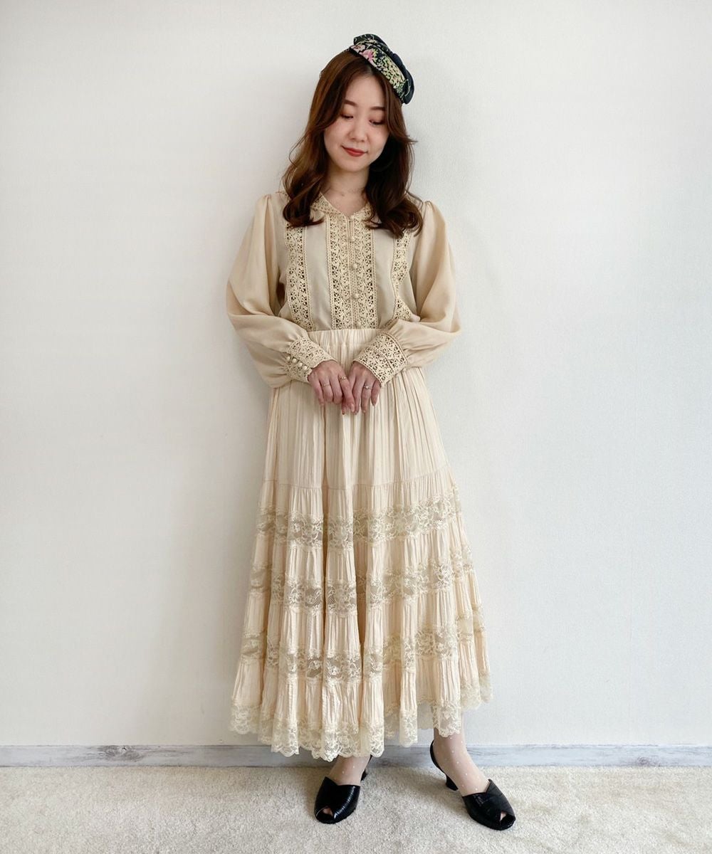 light beige / 153cm