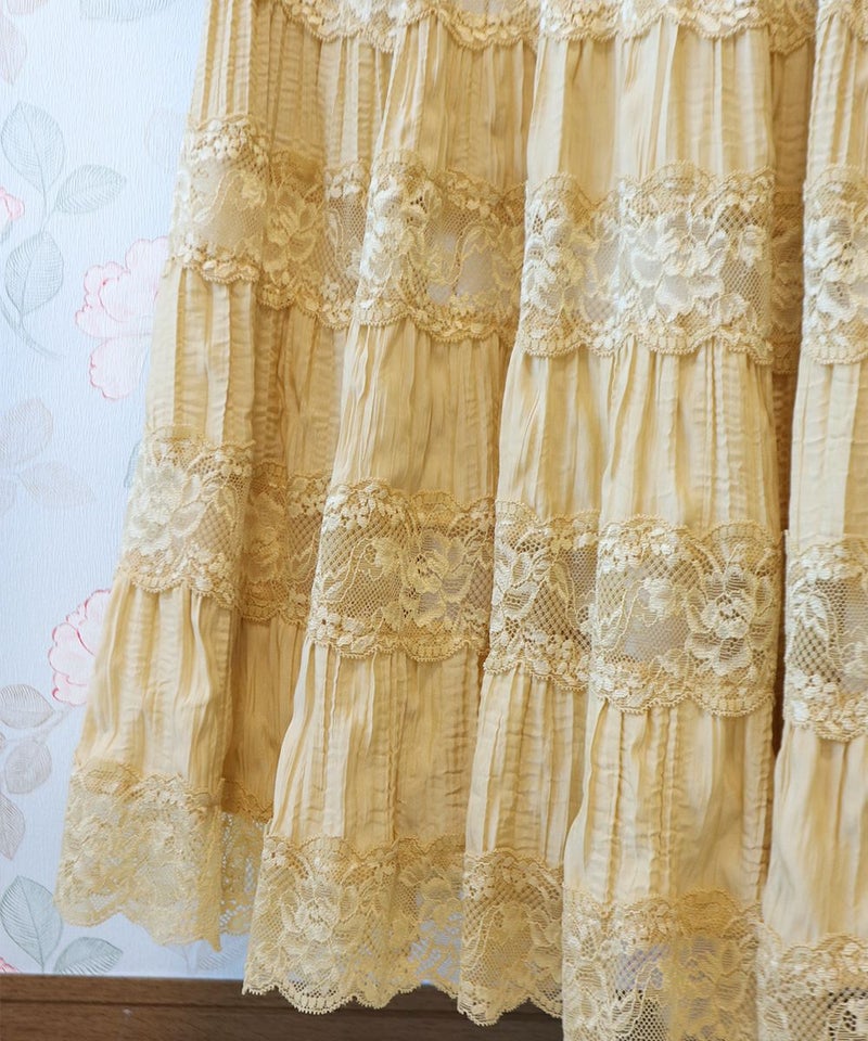 light yellow / 裾部分