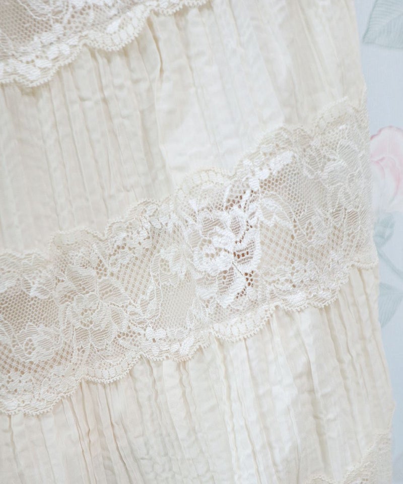 off white / 生地アップ