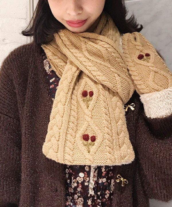 beige