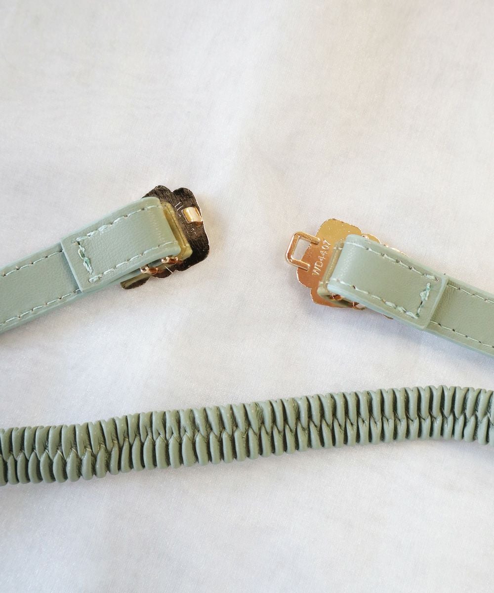 留め具アップ (light green)