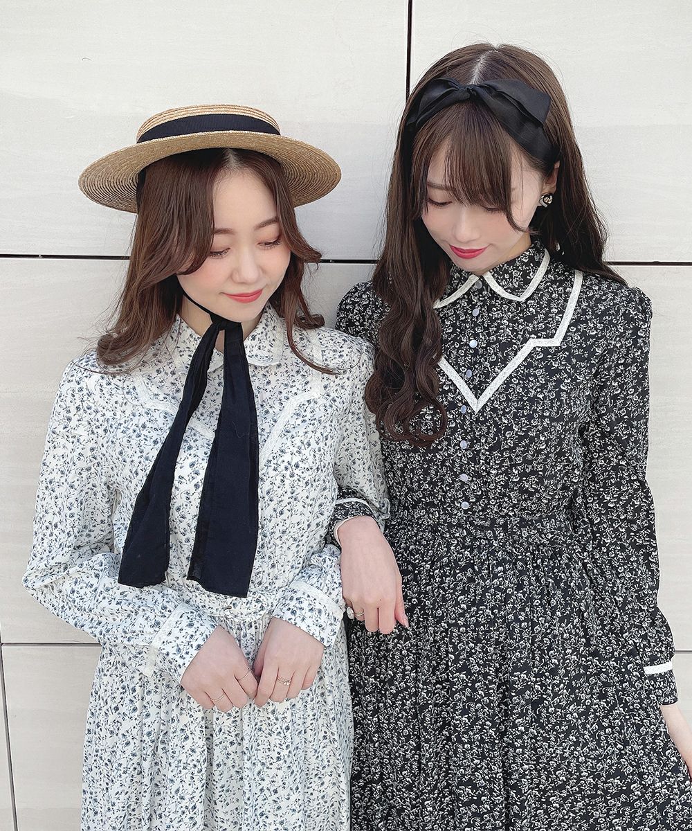 左:off×blue 153cm / 右:black×gray 162cm