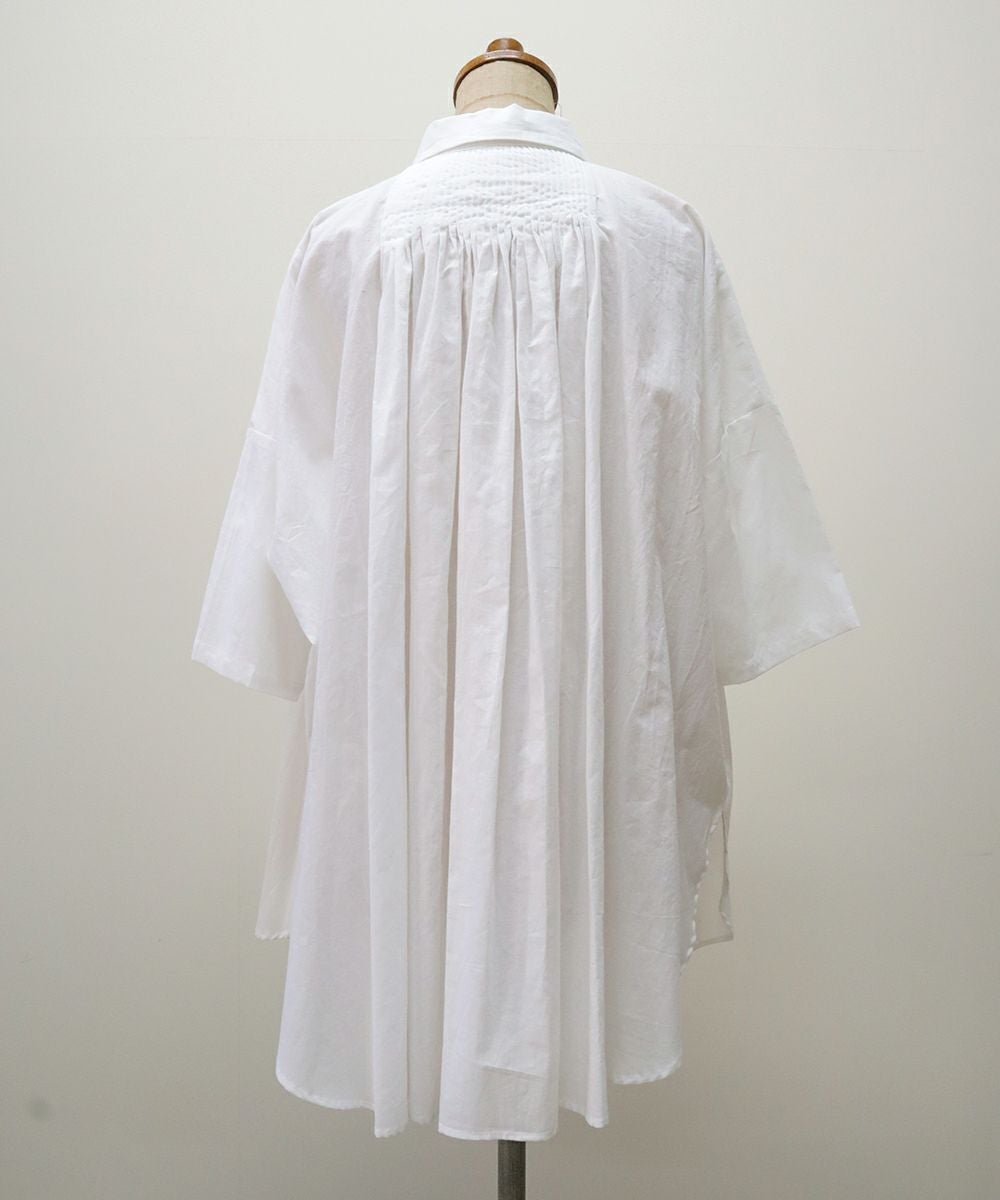 バック (white)