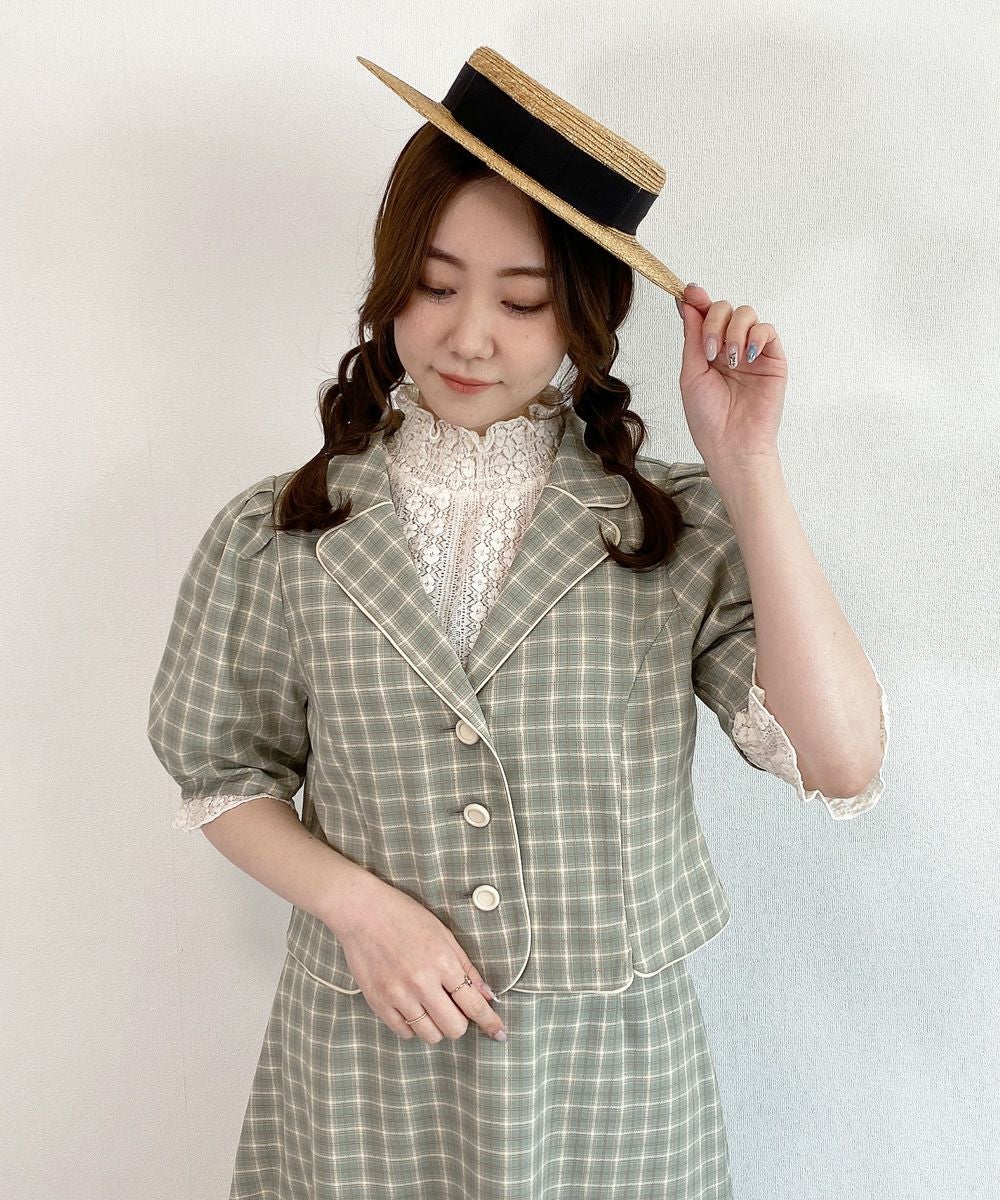 green×white / 153cm