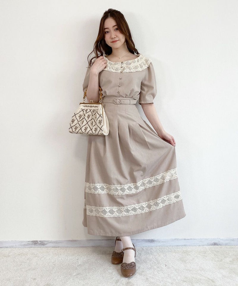light beige / 153cm