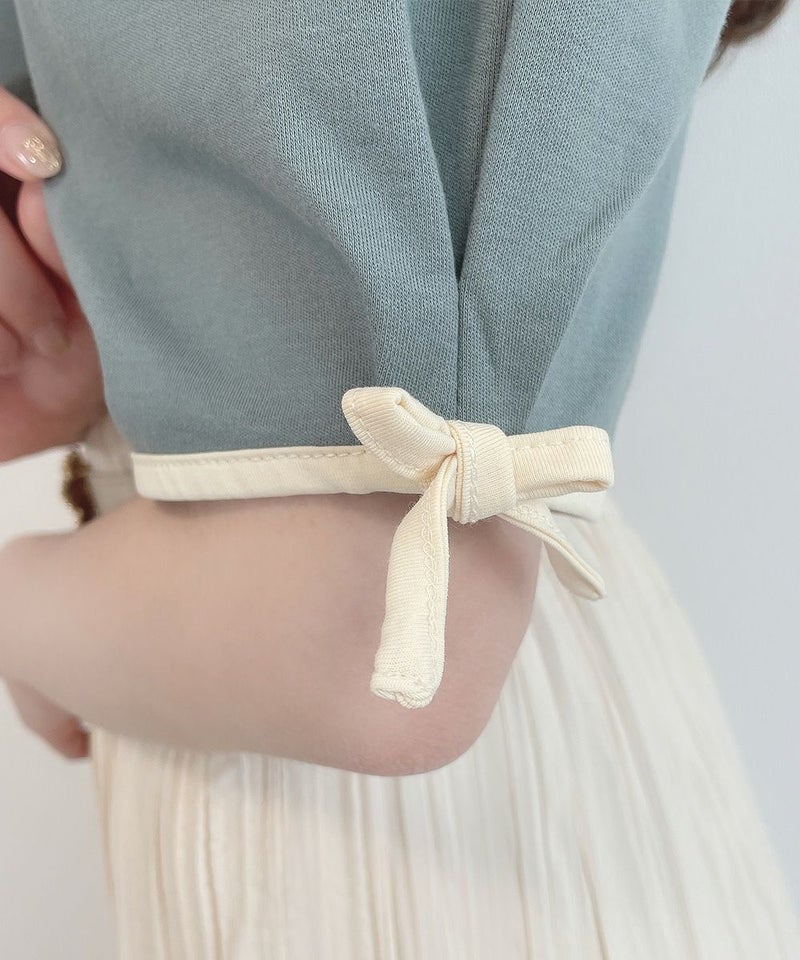 blue green×white / 袖