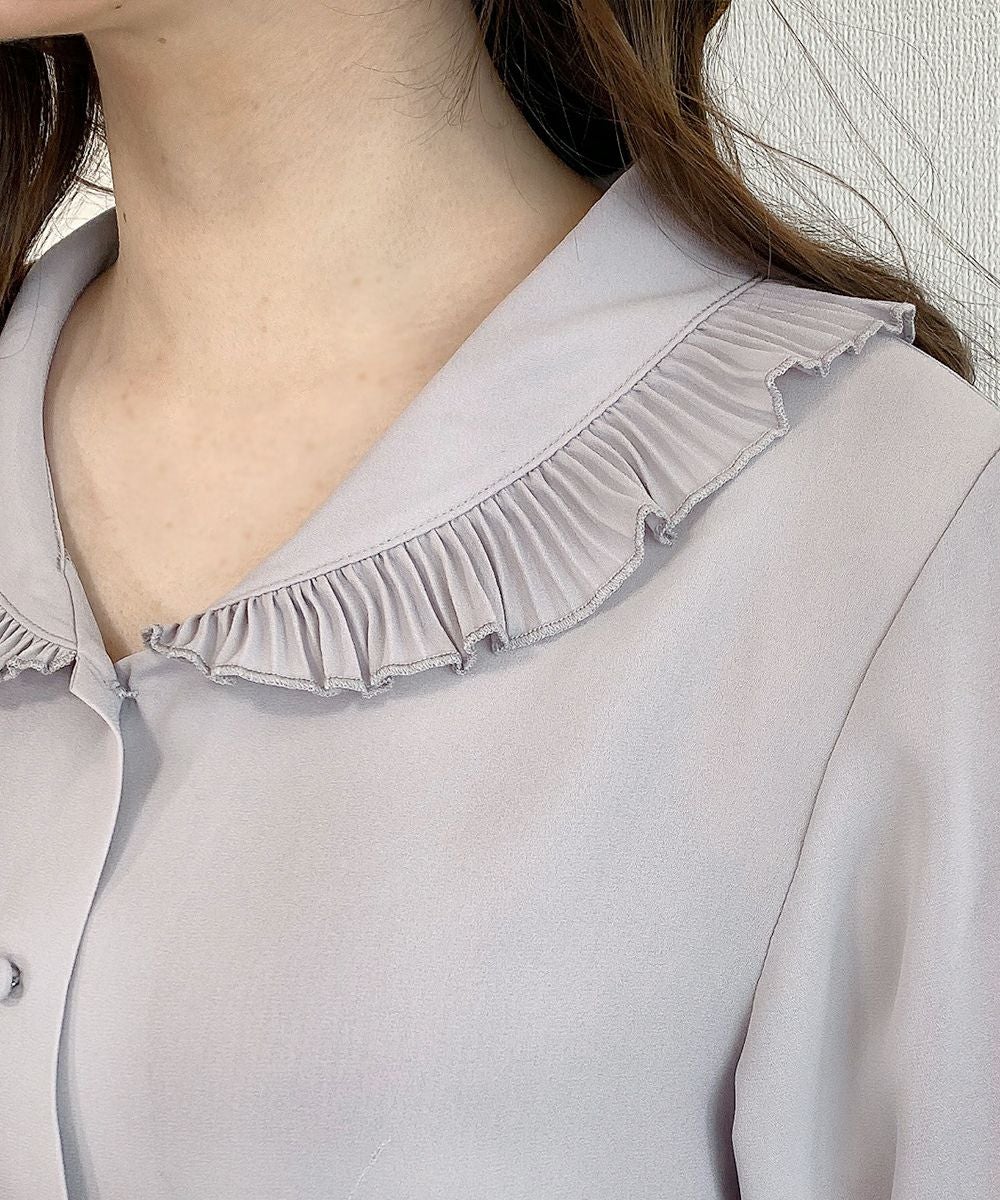light gray / 衿