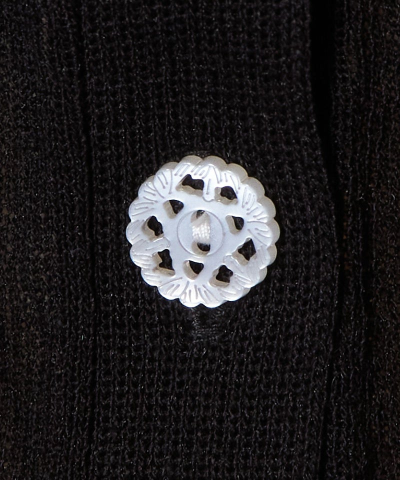 釦アップ (black)