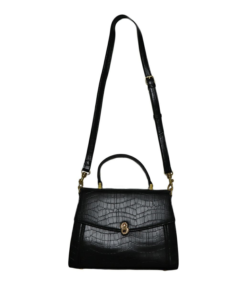 ストラップを付けた状態 (black)