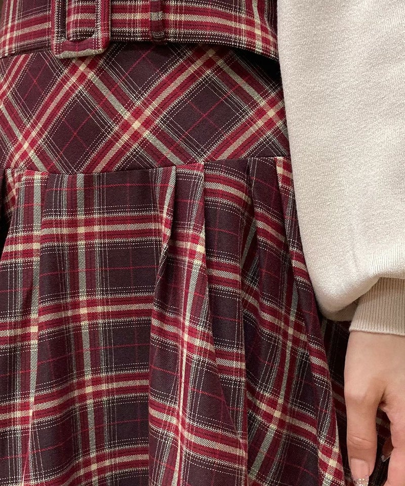 brown×red / タック