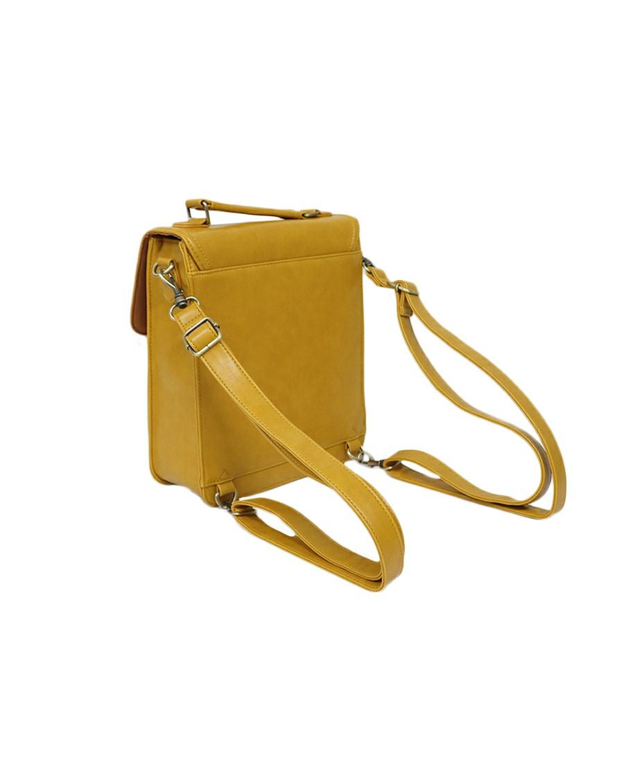 リュックにした場合 (mustard)