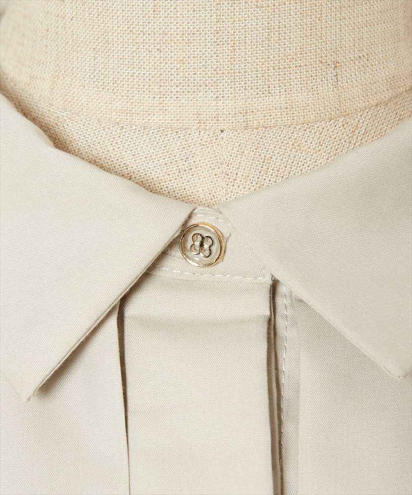 釦アップ (light gray)