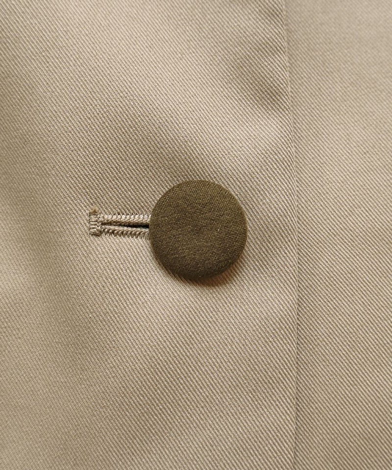 ボタン (light beige)