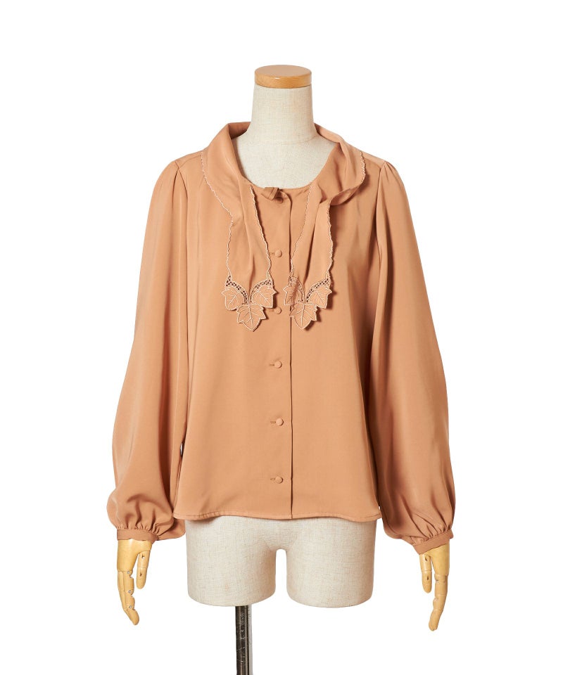 ボウタイをほどいた場合 (beige)