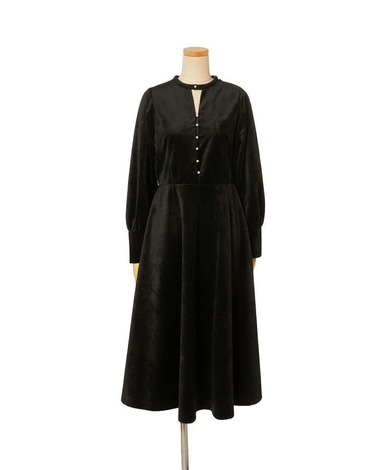 衿を外した場合 (black)