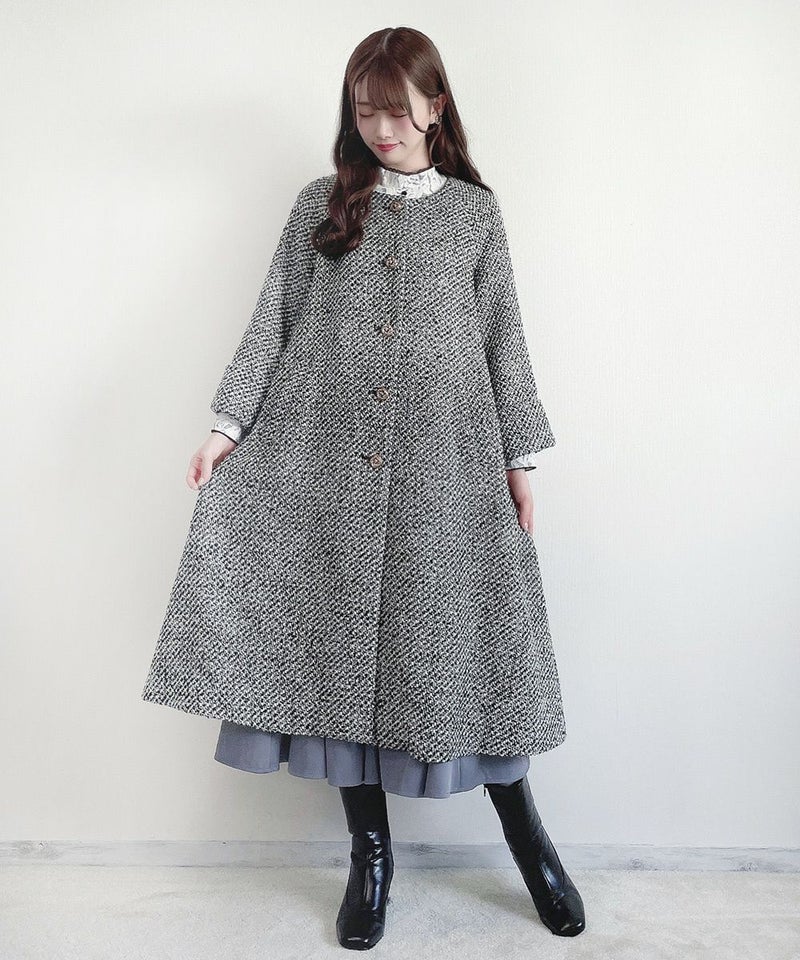 black×white / マフラーを外した状態