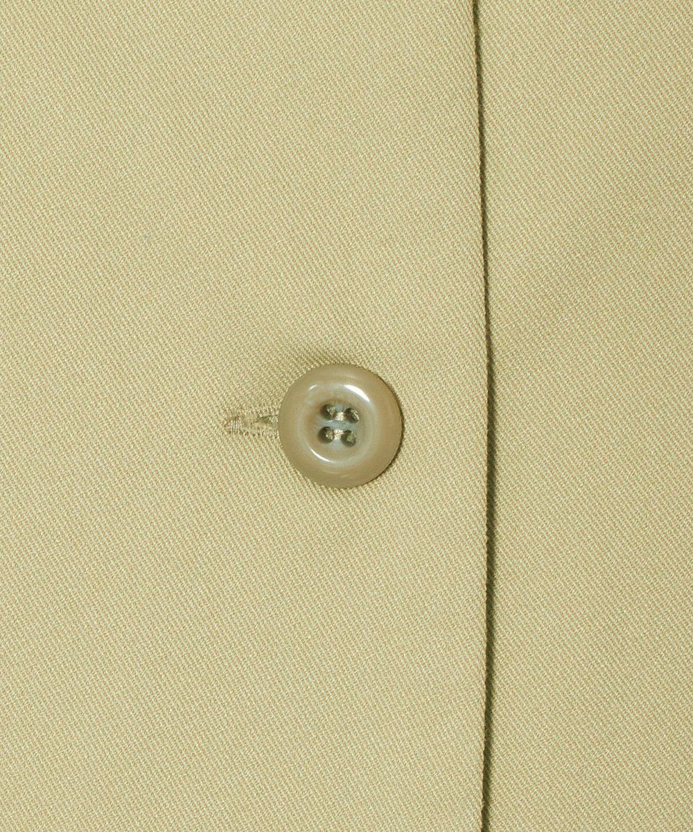 釦アップ (light khaki)