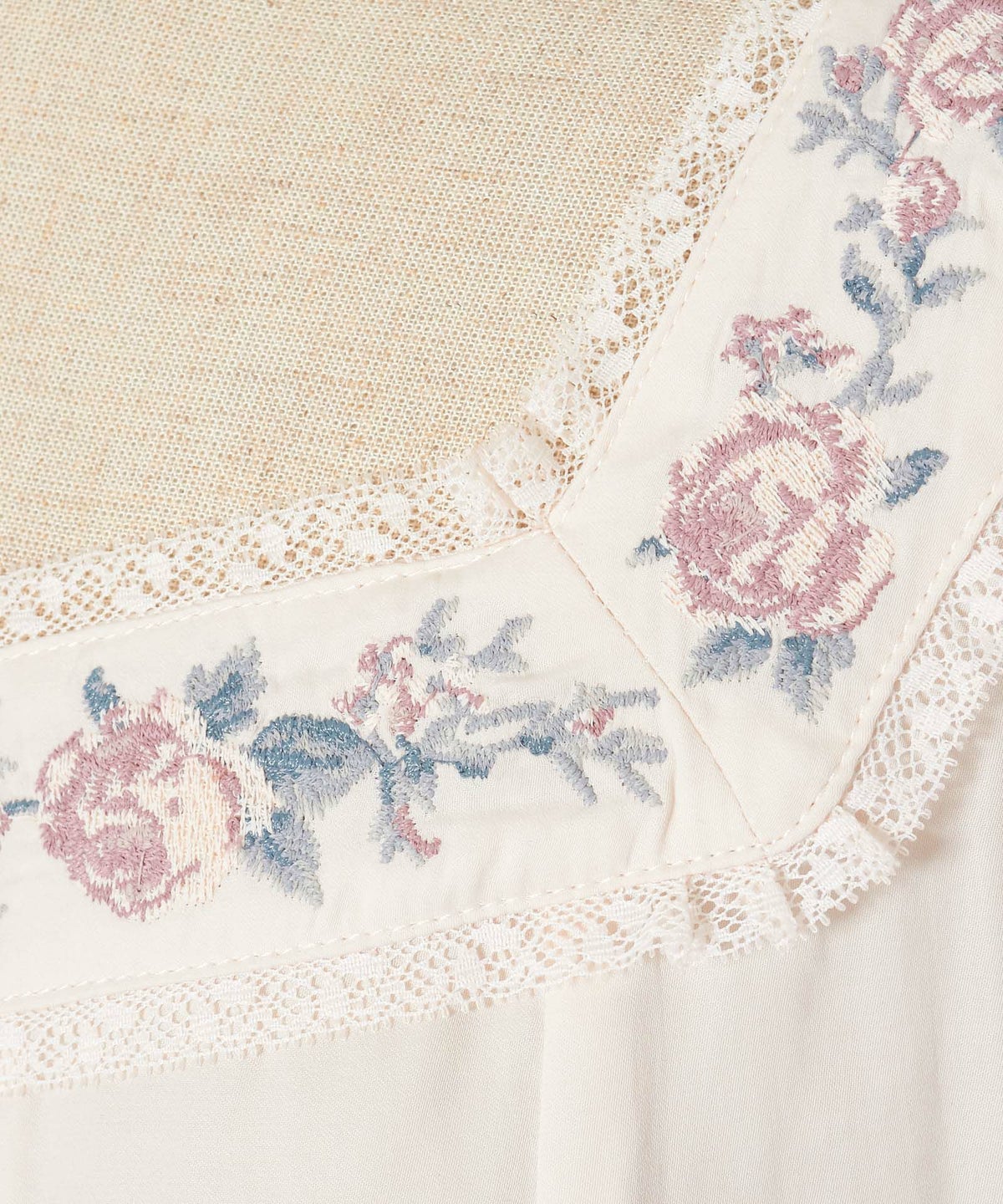 刺繡アップ (pink × pink)