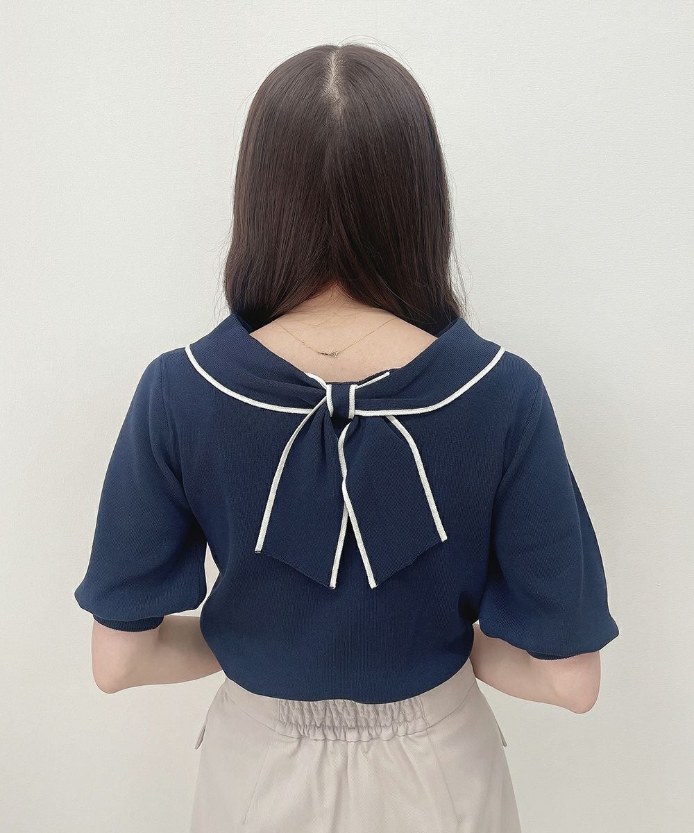 navy×white / 162cm / ボウタイを後ろにした状態