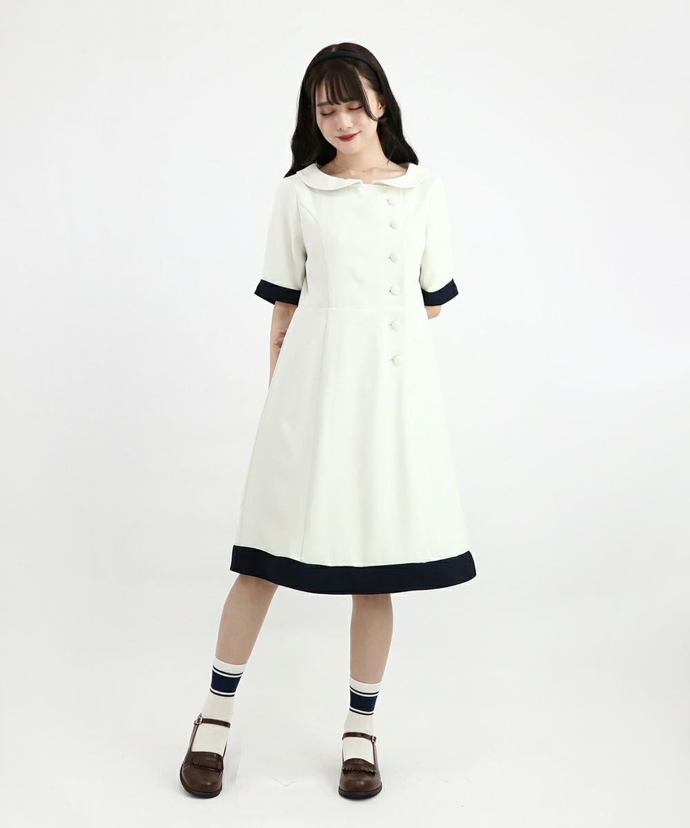 off white / 162cm / タイを外した状態