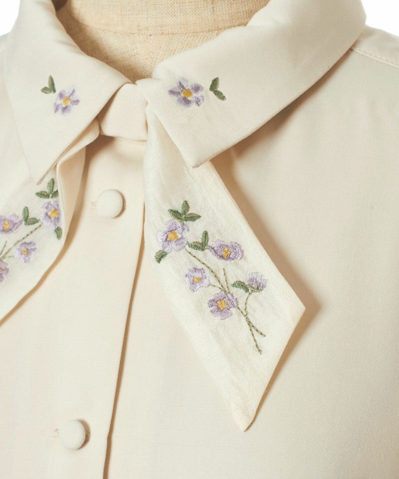 刺繍アップ (pink beige)