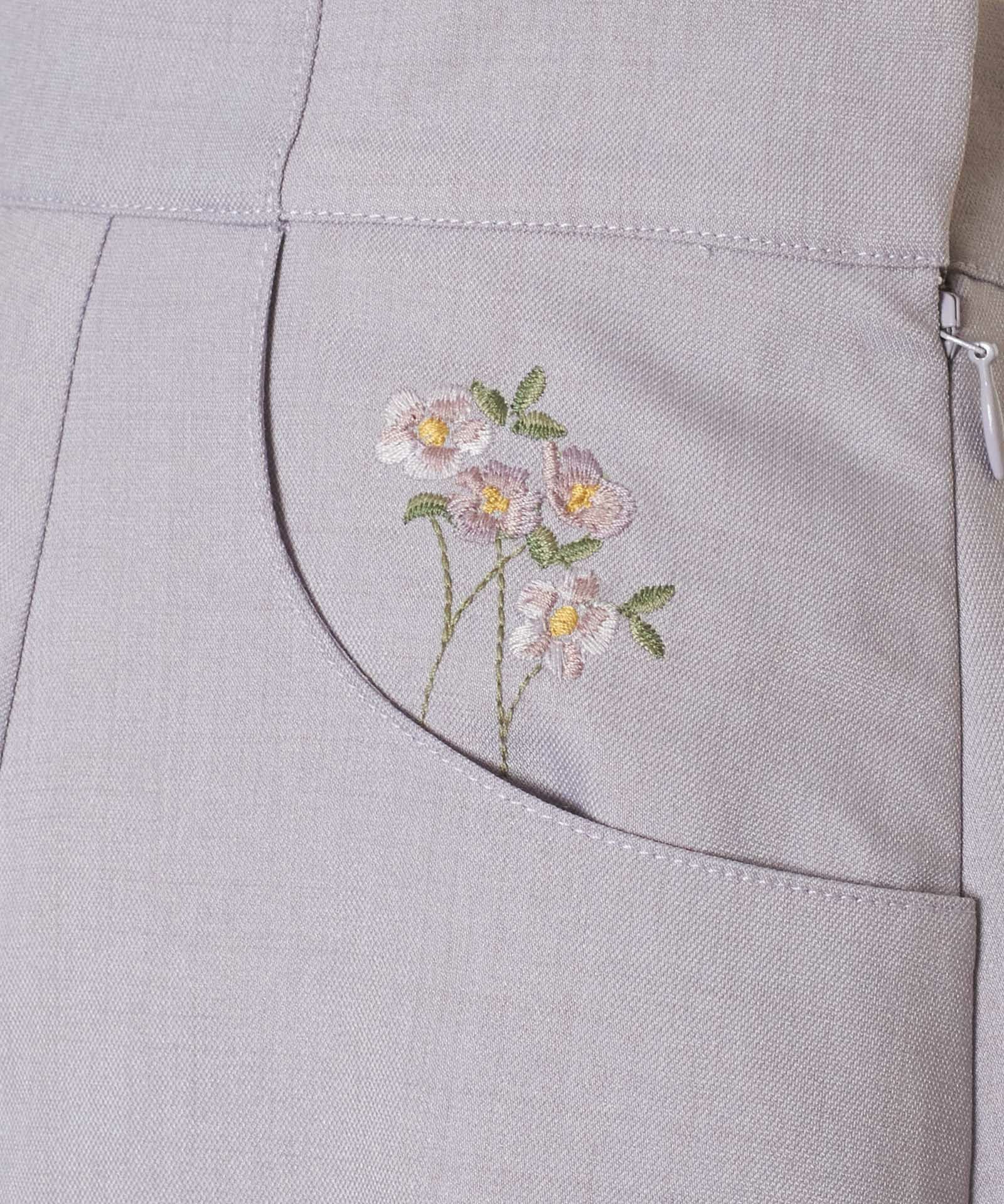 ポケット小花刺繍フレアースカート/F i.n.t [46AG02p019] | F i.n.t