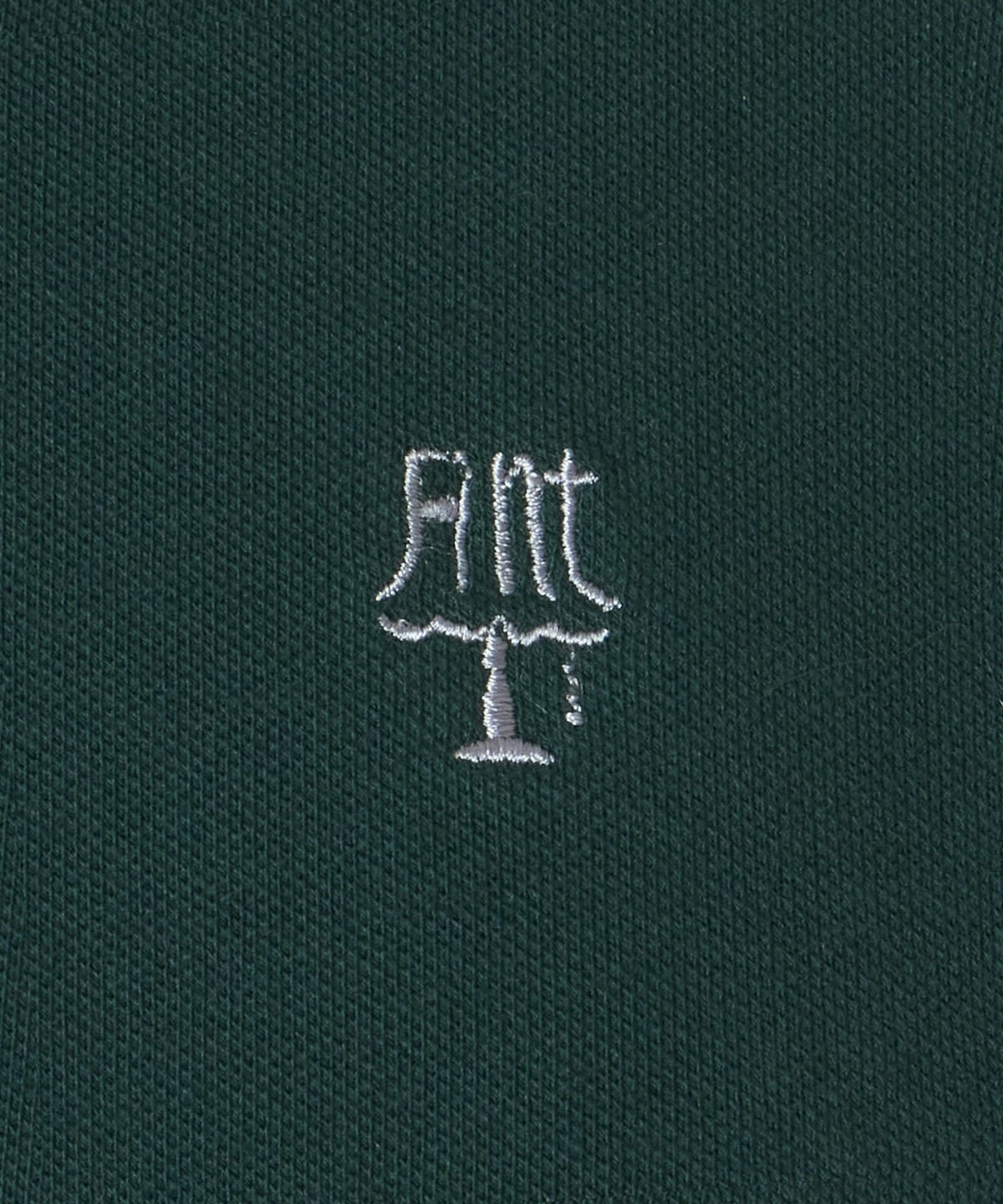ロゴ刺繍アップ (green×white )