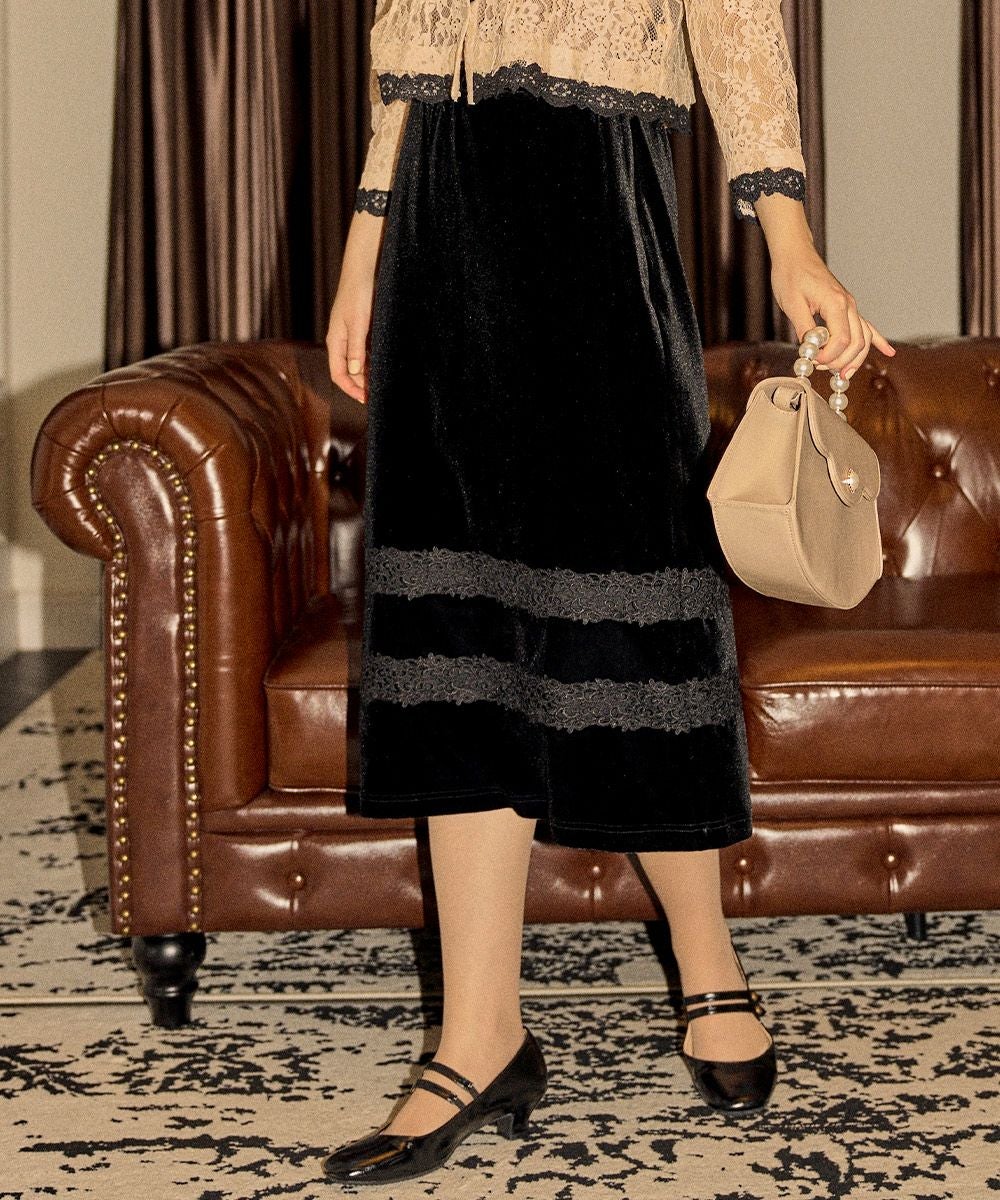 □レーステープ使いベロアスカート/an another angelus Limited