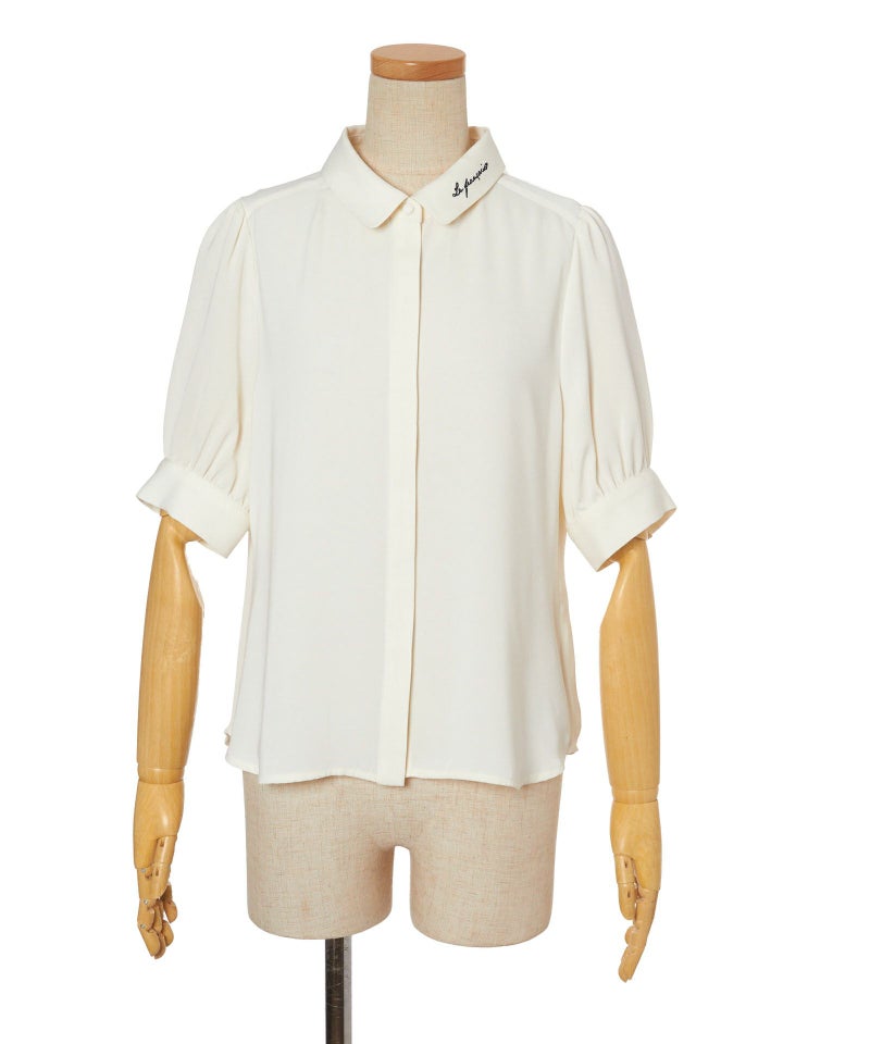 リボンタイを外した場合 (off white×navy)