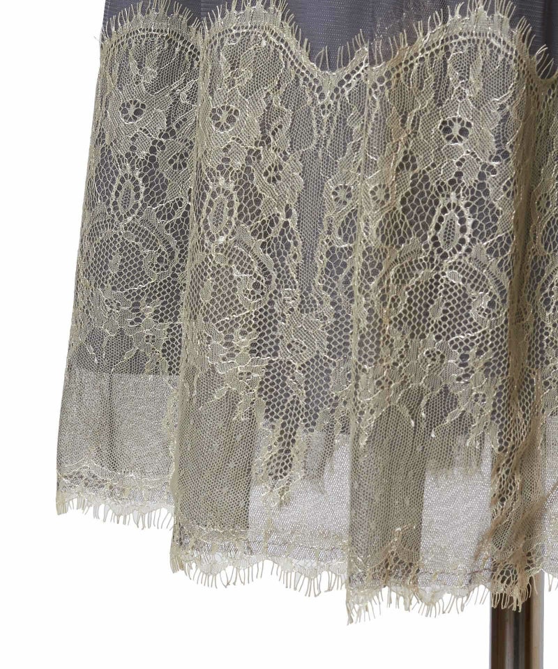 裾レース部分アップ (gray×white)