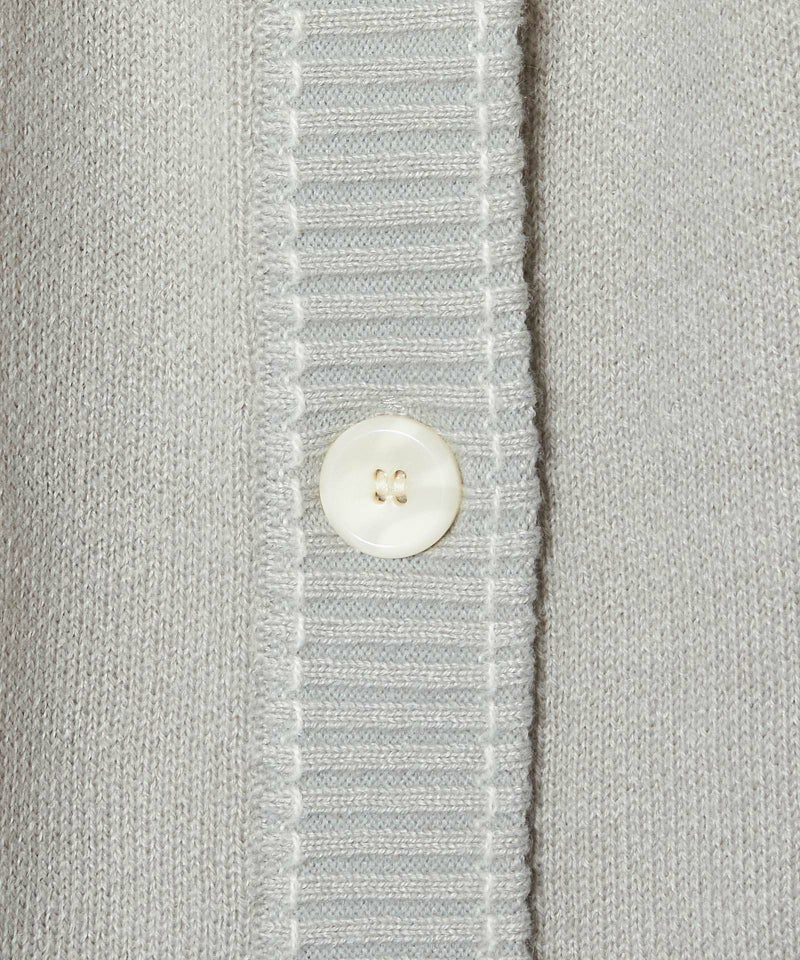 ボタンアップ （gray）