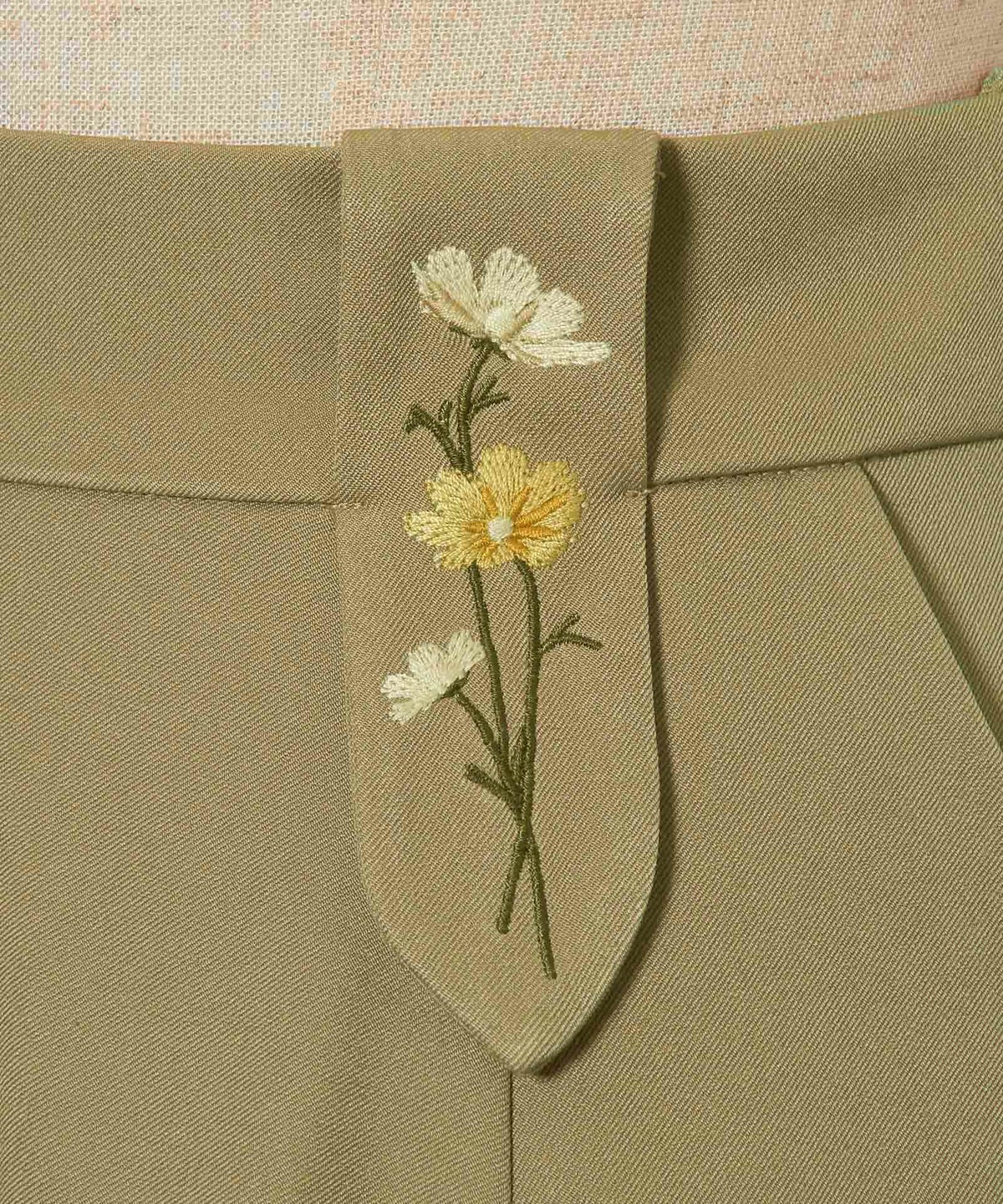 刺繍アップ (olivegreen)