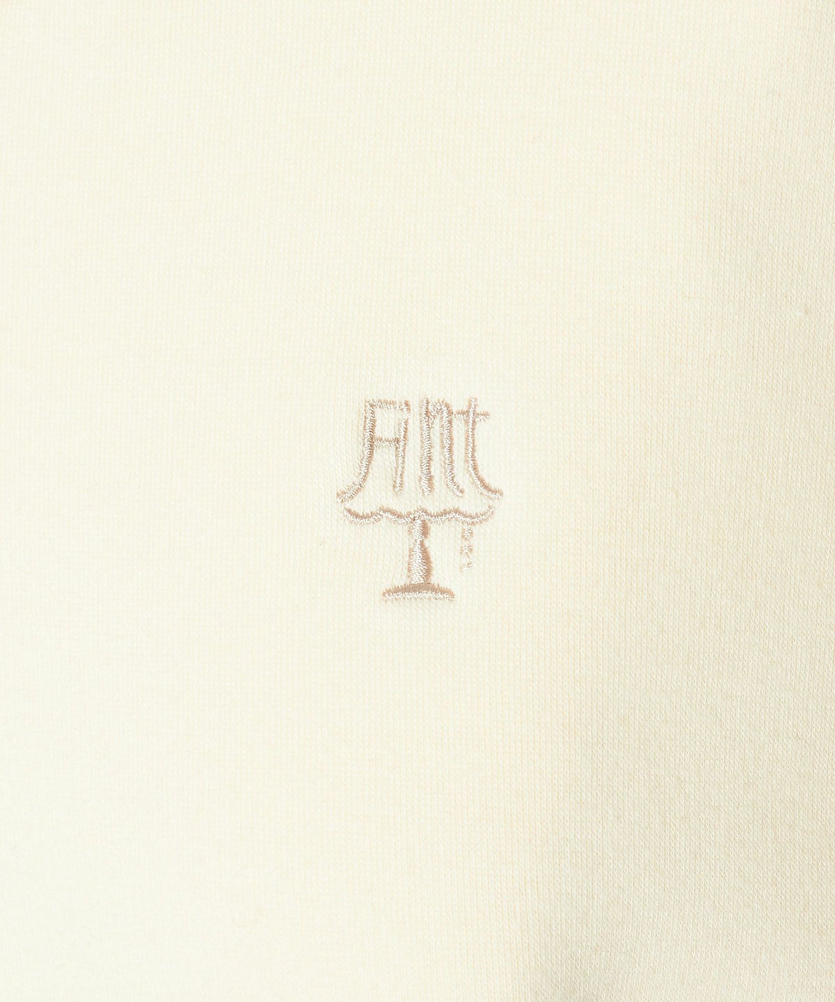 刺繍アップ（off white）