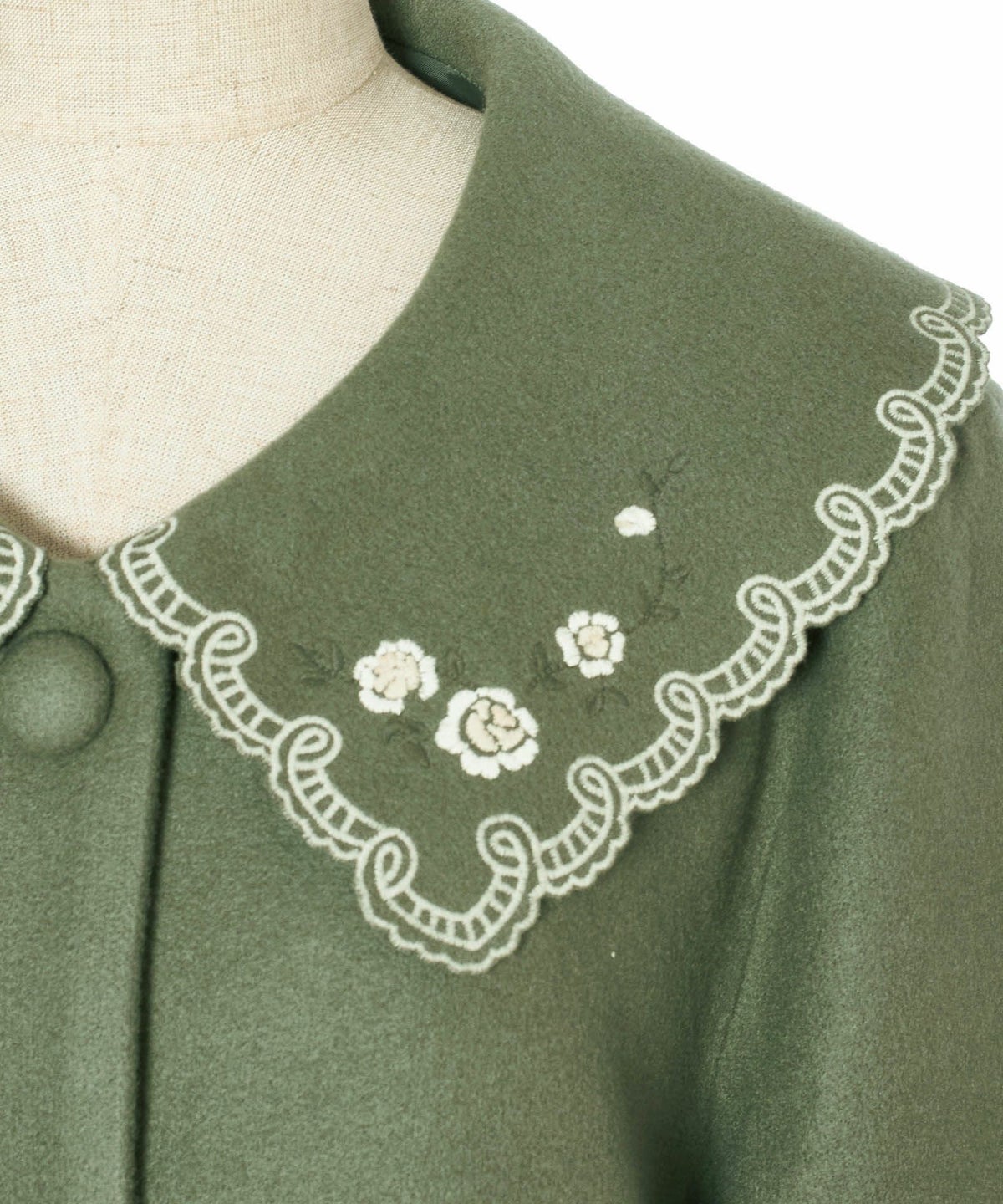 刺繍部分アップ (light green)