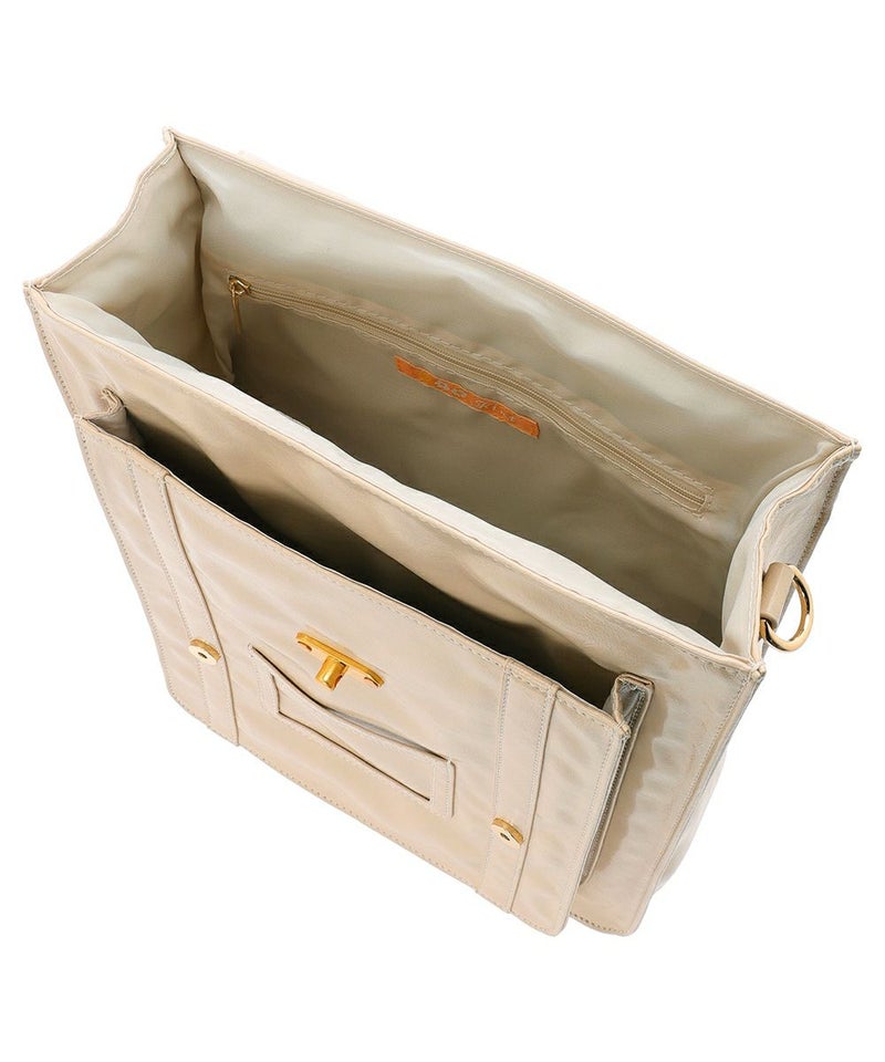 フラップを開けた場合 (ivory)